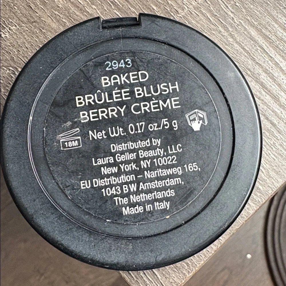 Laura Geller Pink Baked Blush - berry creme